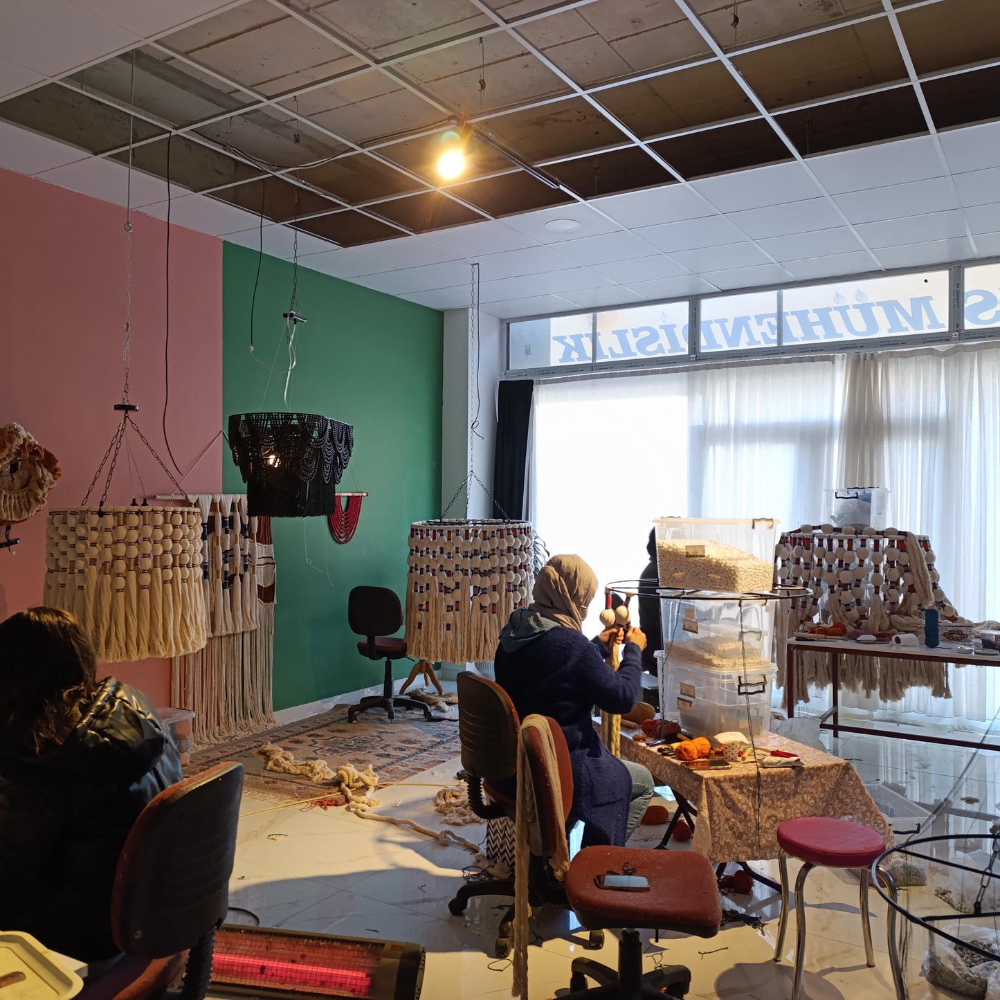 Boho Wall Hanging Decor,Large Woven Macrame Wall Decor, Handwoven Tapestry Wall Hanging, Handmade Fiber Art for Living Room or Bedroom,